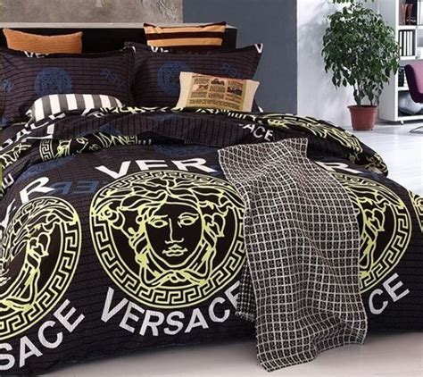 housse de couette versace|Collection Linge de Lit .